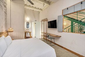 Botánica Manila by HOUSY HOST