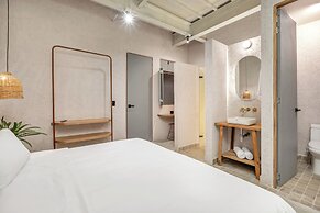 Botánica Manila by HOUSY HOST