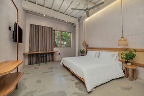 Botánica Manila by HOUSY HOST