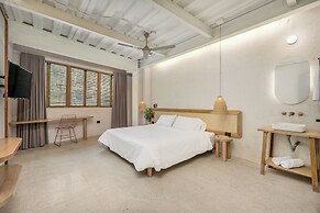 Botánica Manila by HOUSY HOST