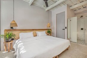 Botánica Manila by HOUSY HOST