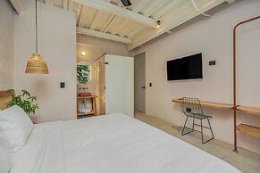 Botánica Manila by HOUSY HOST