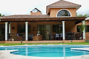 Villa Aurora Juan Dolio GuavaBerry