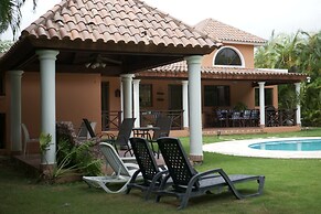 Villa Aurora Juan Dolio GuavaBerry