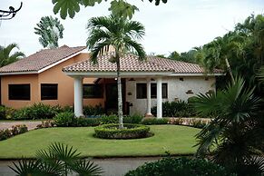Villa Aurora Juan Dolio GuavaBerry