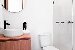 Nuevetres by Wynwood House