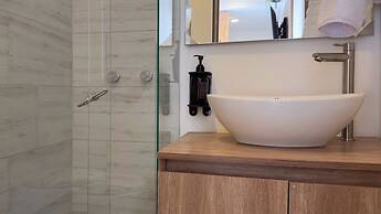 Nuevetres by Wynwood House