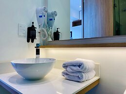 Nuevetres by Wynwood House