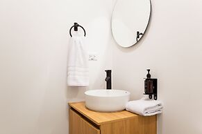 Nuevetres by Wynwood House