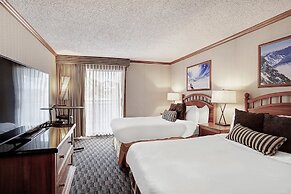 Luxury 2 Bedroom Residence in Lionshead Village - Pool, Spa & More