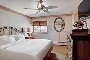 4 Bedroom Luxury Residence at World-class Resort in Lionshead Village