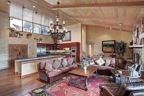 4 Bedroom Luxury Residence at World-class Resort in Lionshead Village