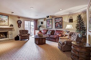 4 Bedroom Luxury Residence at World-class Resort in Lionshead Village