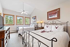 Ski-in, Ski-out 3 Bedroom Condo in the Heart of Beaver Creek Village