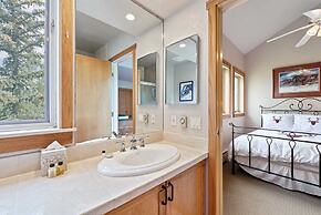 Ski-in, Ski-out 3 Bedroom Condo in the Heart of Beaver Creek Village