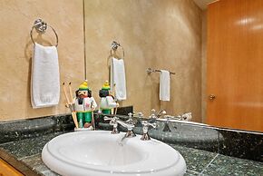 Ski-in, Ski-out 3 Bedroom Condo in the Heart of Beaver Creek Village