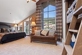 Luxury 4 Bedroom Penthouse Residence in Beaver Creek Village