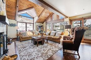 Luxury 4 Bedroom Penthouse Residence in Beaver Creek Village