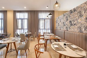 Protea Hotel by Marriott Lusaka International Airport