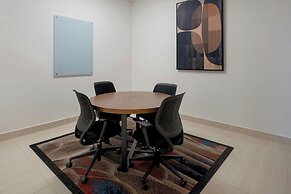 Protea Hotel by Marriott Lusaka International Airport