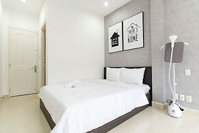 Le Places The Center House District 1