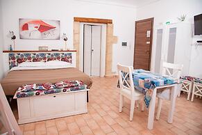 Xenia Home 200m From Sea