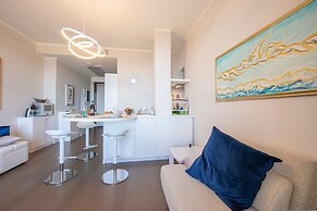 Suite on The Lake in Meina