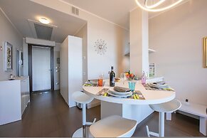 Suite on The Lake in Meina