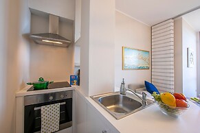 Suite on The Lake in Meina