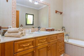 Sa Roca Blanca in Felanitx