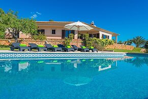 Sa Roca Blanca in Felanitx