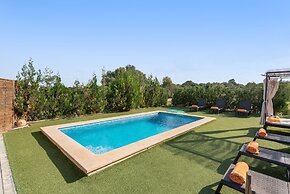 Can Miquel Porro in Llub