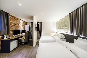 HOTEL YAJA PYEONGTAEK