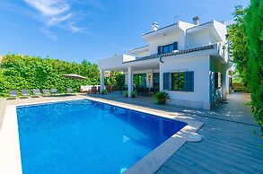 Villa Diagonal in Can Picafort