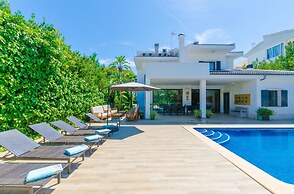 Villa Diagonal in Can Picafort