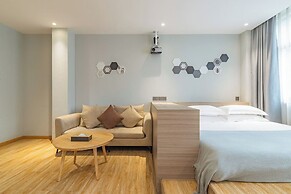 Fanhua Yuejing Hotel