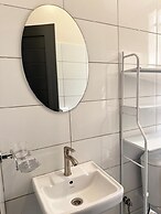 LivLuxe Apartments 3