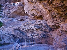 Apartment at the Foot of Mt. Vesuvius