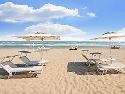 Apartment in Northern Zone of Riccione, 150 Meters From the sea