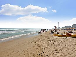 Apartment in Northern Zone of Riccione, 150 Meters From the sea
