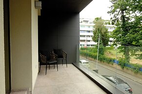 Room12