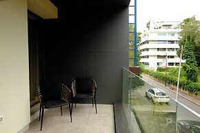 Room12