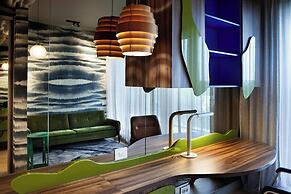 Room12