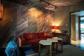 Room12