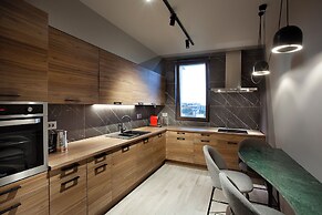Room12