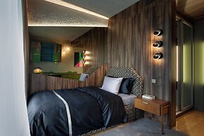 Room12