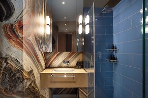 Room12