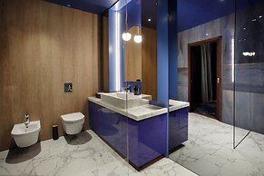 Room12