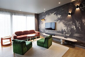 Room12