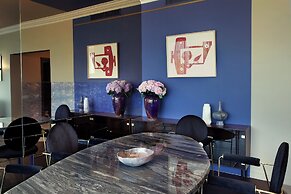 Room12